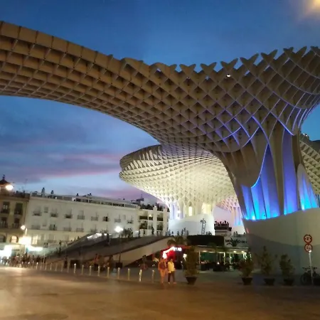 Alhóndiga Center Apartamento
